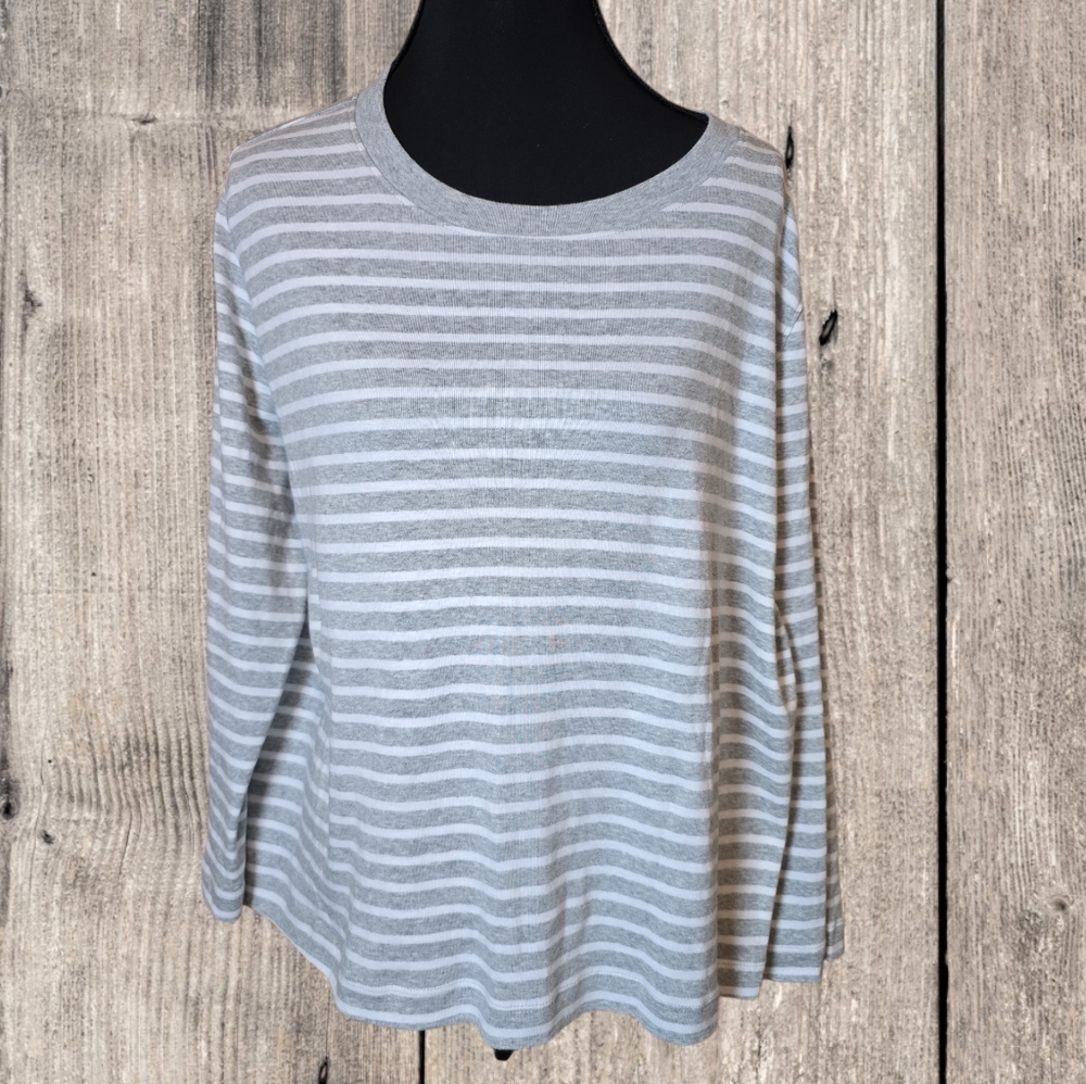 Eddie Bauer 3/4 sleeve gray and white striped top XL NWT